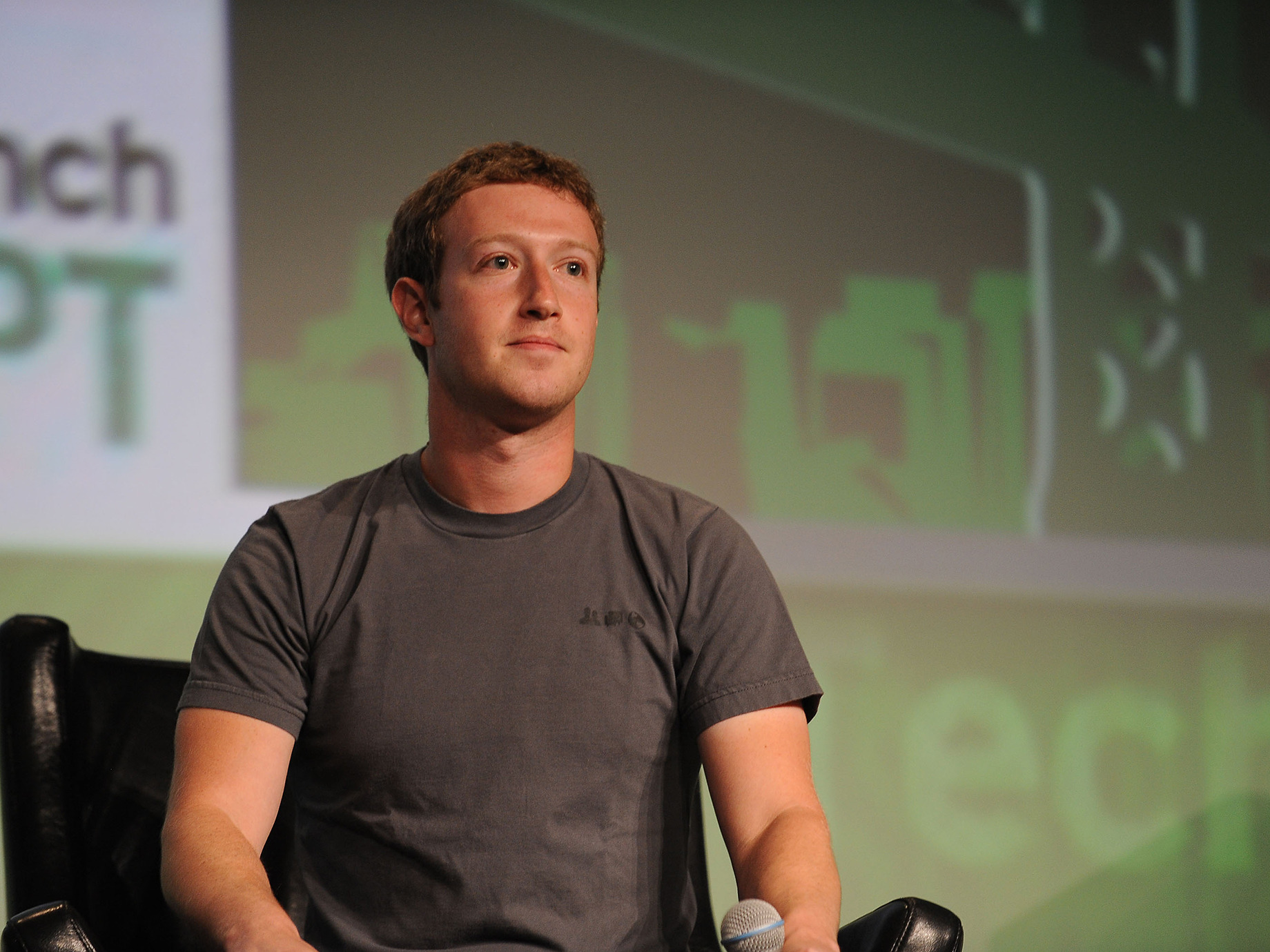 他躋身全球第６富》32歲「臉書帝國」CEO！祖克柏的領導學：當最溫和的狠角色