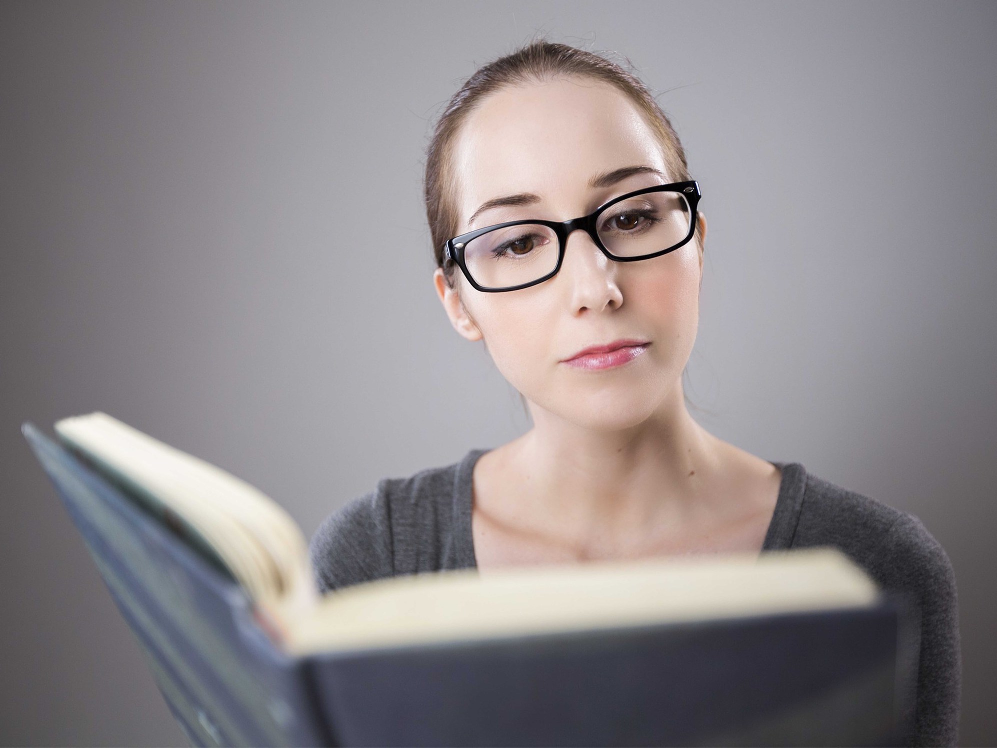 看書、閱書與讀書，淺談消化一本書的三種方式
