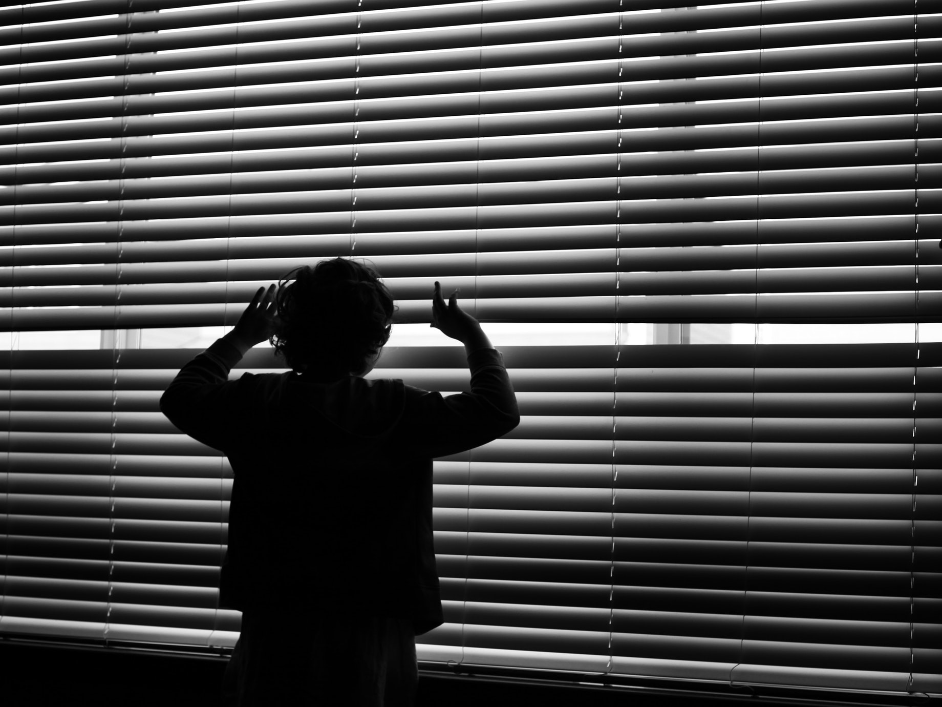和自大自私的人「講道理」是沒有用的，不如挖洞給他跳